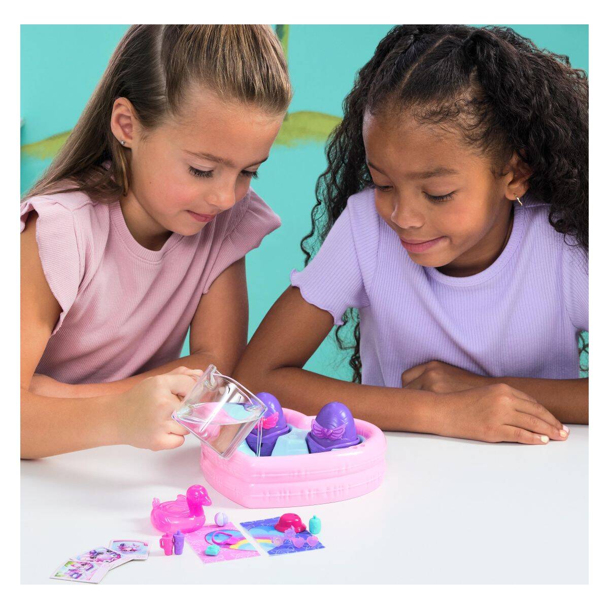 HATCHIMALS Neon Rainbow bazen srce