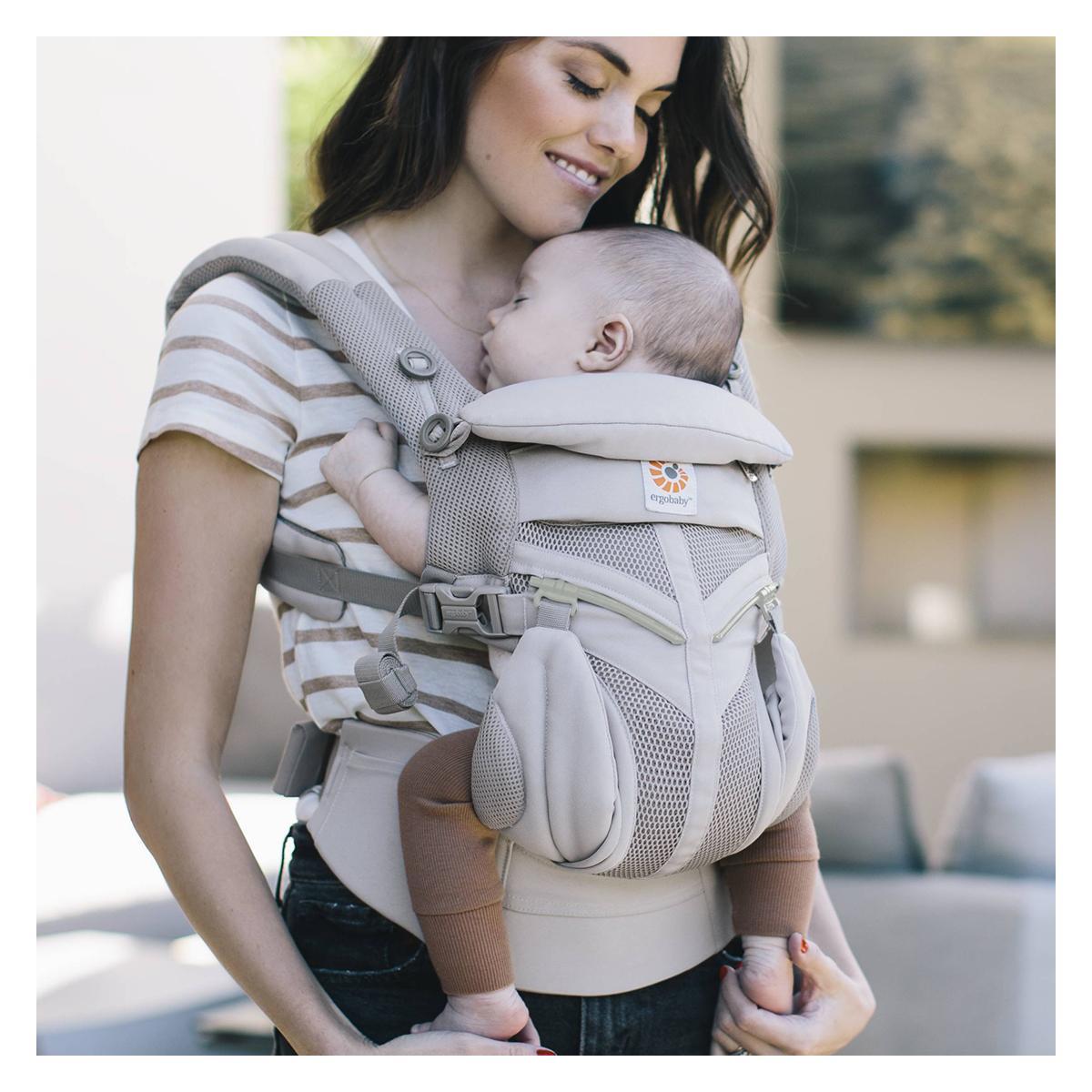 Ergobaby 360 clearance baby center