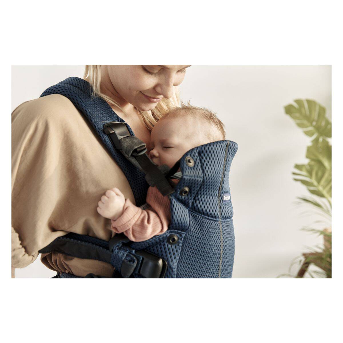 BABYBJORN Nosiljka 3D Mesh Harmony navy blue