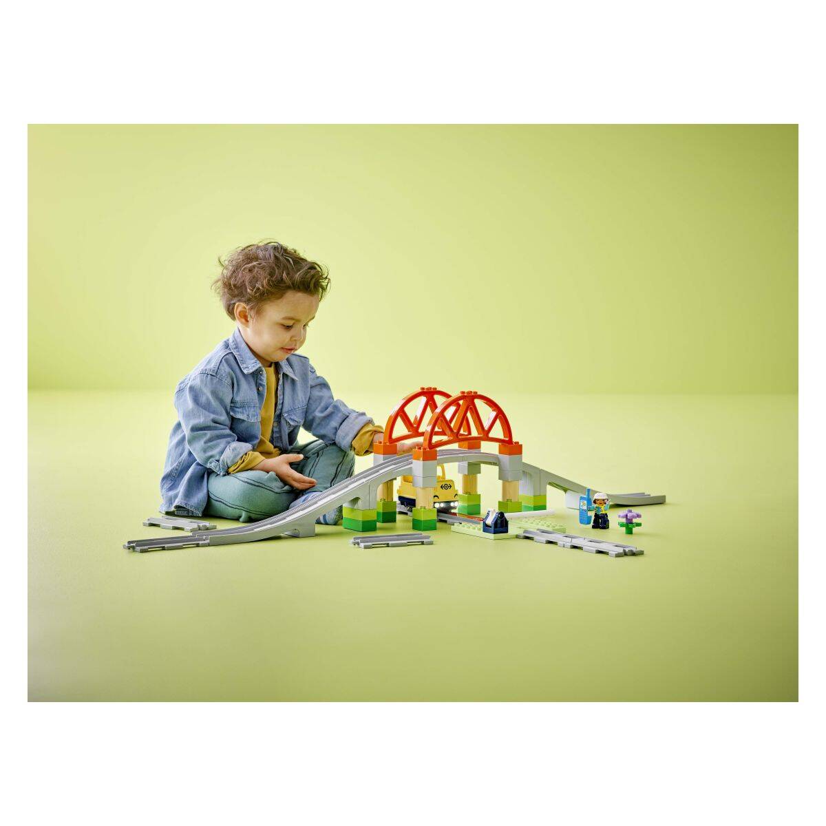 Lego® Duplo® 10426 Razširitveni komplet železniški most in tiri