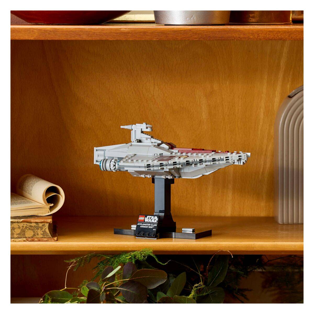 Lego® Star Wars™ 75404 Napadalna ladja razreda Acclamator™