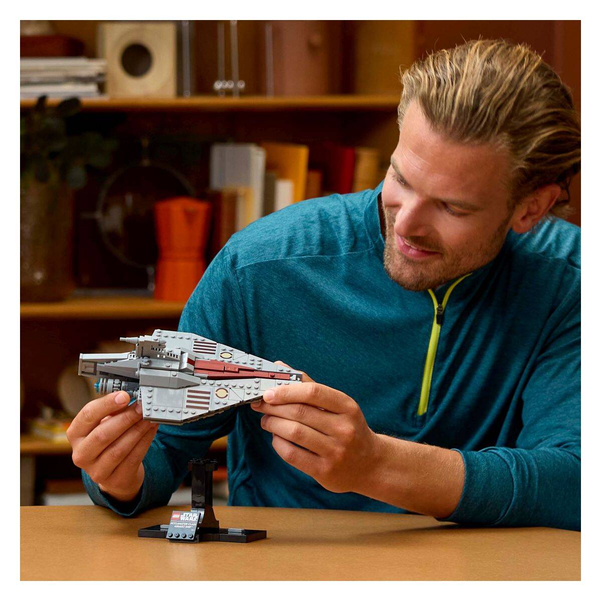 Lego® Star Wars™ 75404 Napadalna ladja razreda Acclamator™