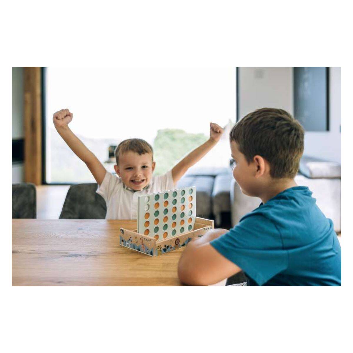 FREE 2 PLAY Igra 4 u redu