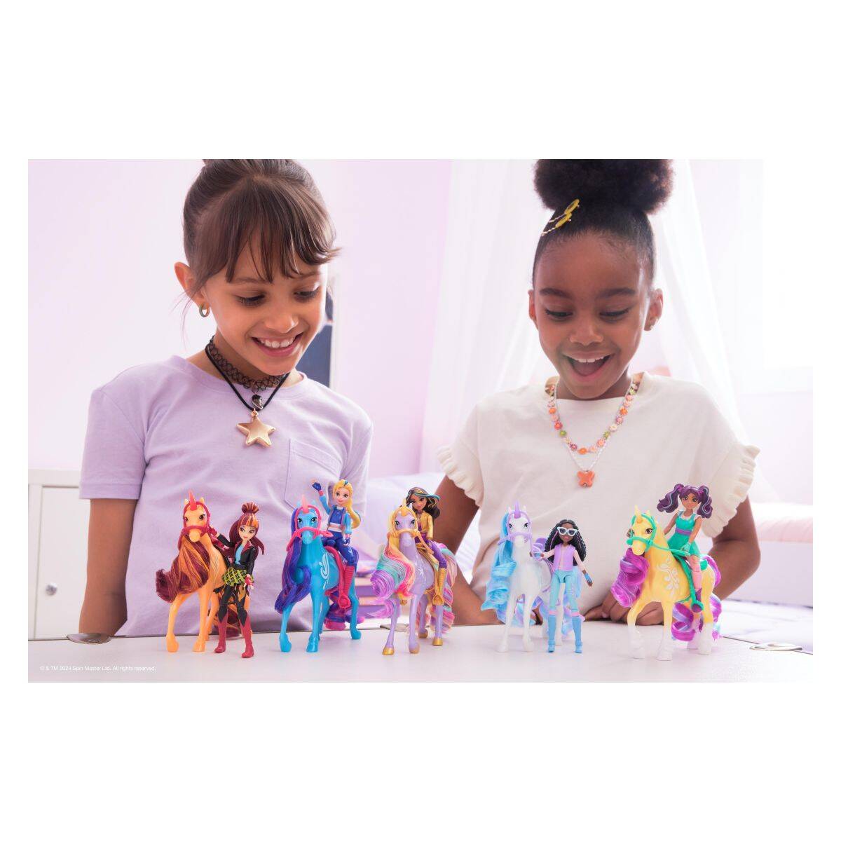 Unicorn Academy punčka Valentina in samorog Cinder