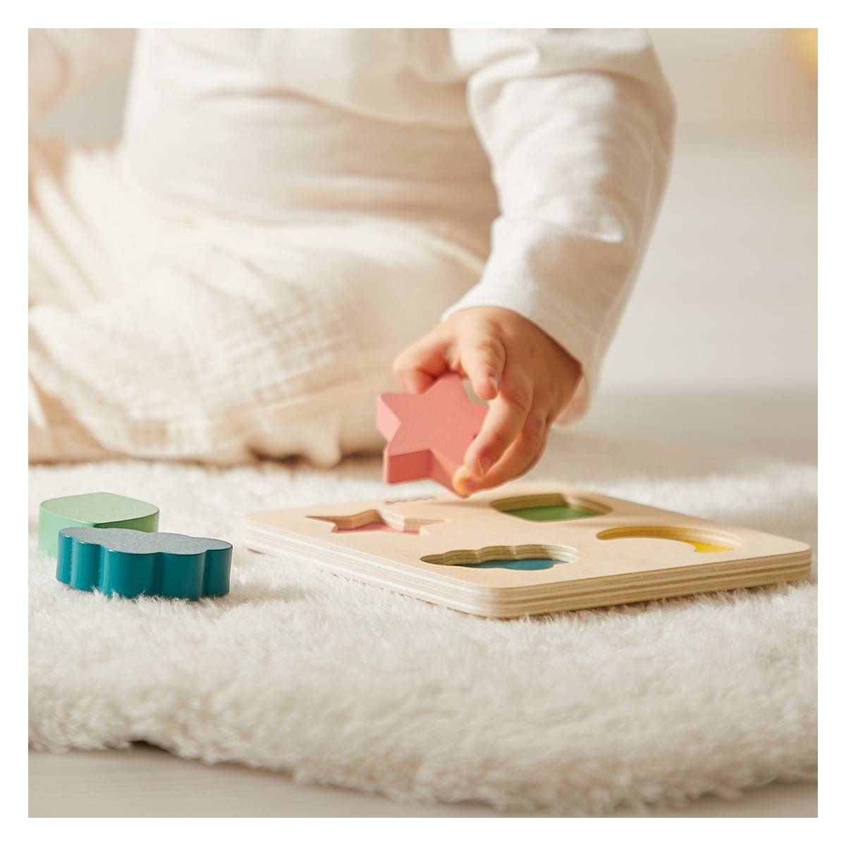 JANOD Kutija za poticanje finih motoričkih sposobnosti - 18+ mj