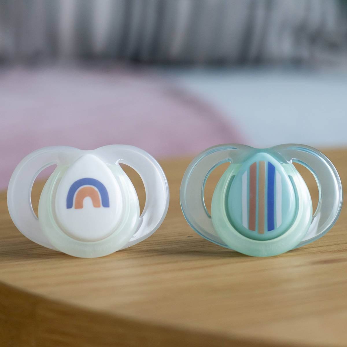 TOMMEE TIPPEE duda varalica - silikon Night time 6 - 18 mes., 2/1