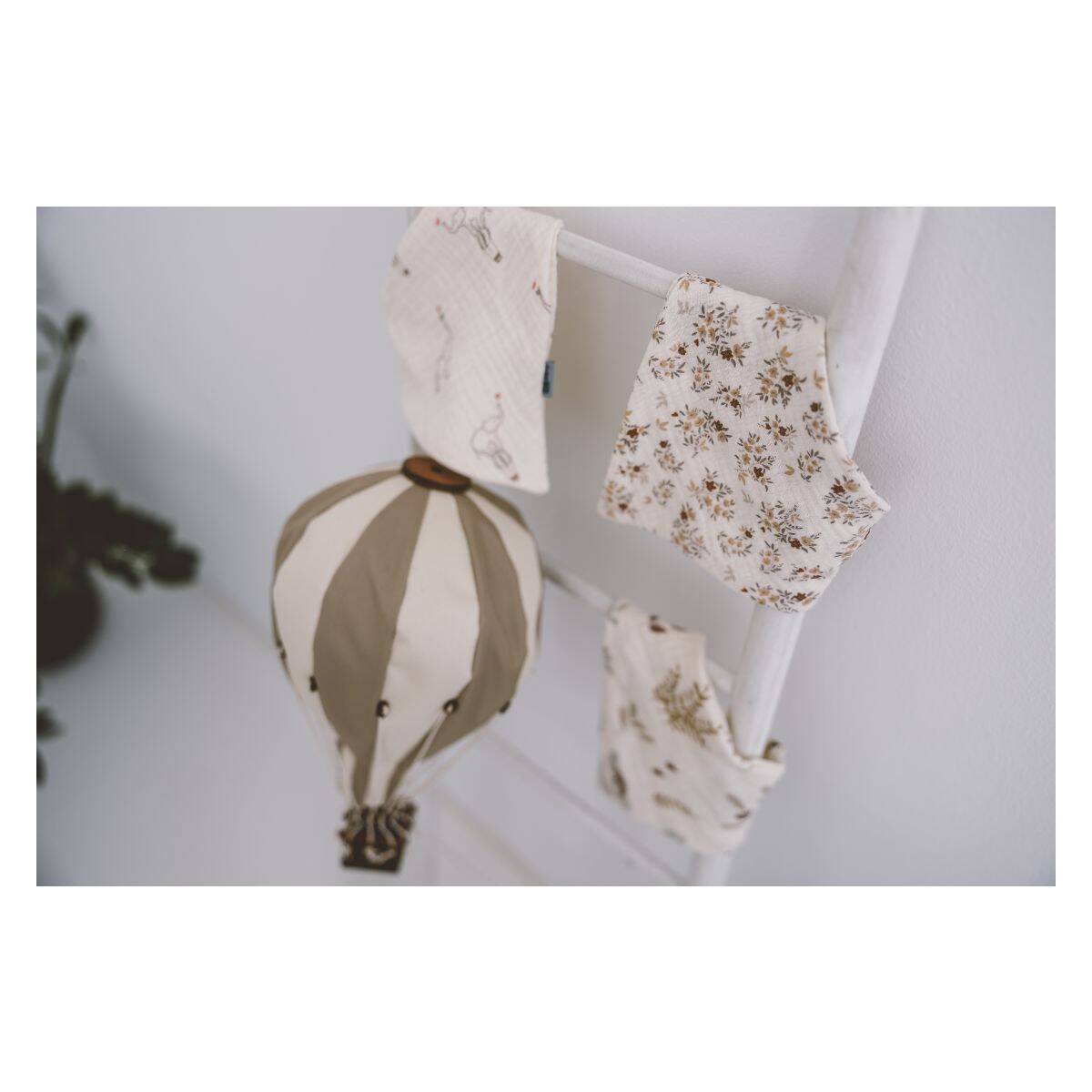 Bubaba by FreeON slinček/rutica muslin sort sort