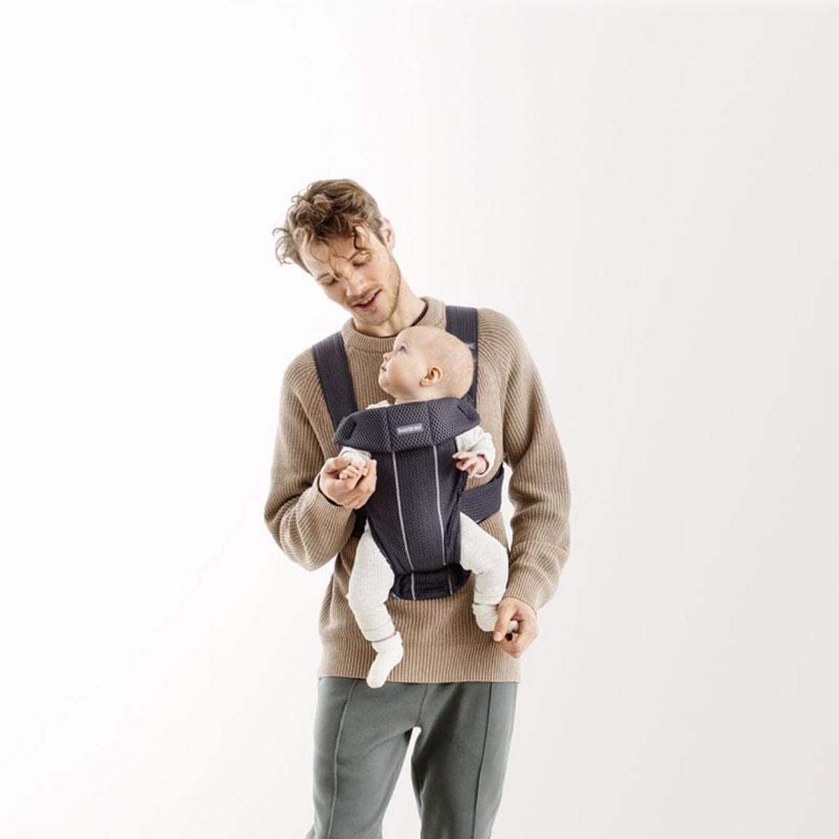 BabyBjörn Nosilka 3D mash Mini antracite