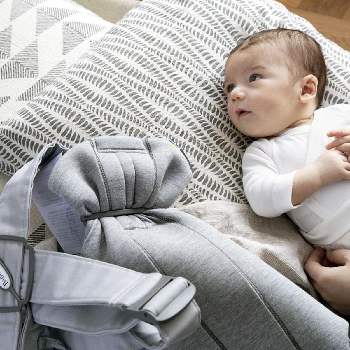 BabyBjörn Nosilka jersey Mini light grey