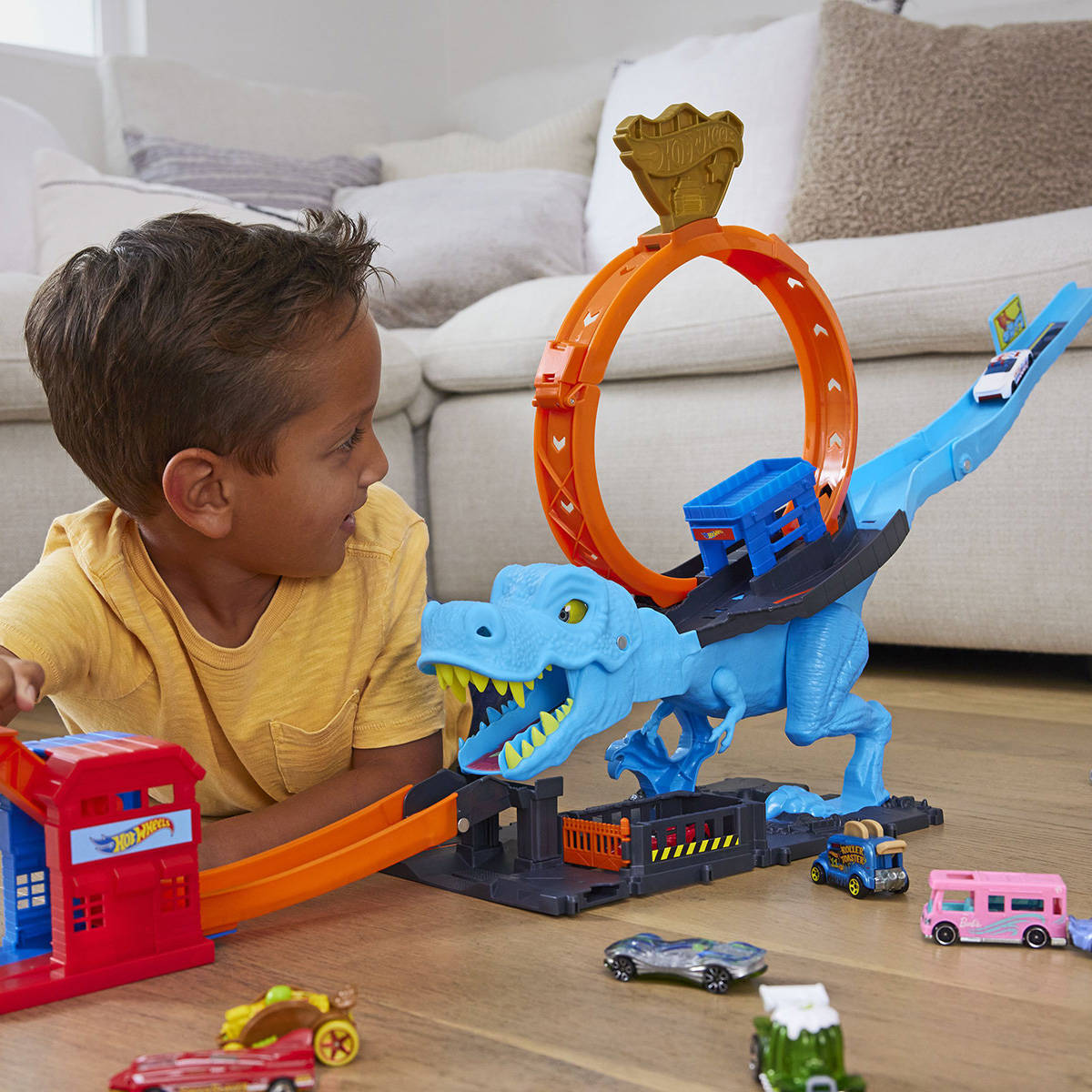 HOT WHEELS city t rex set Baby Center internet trgovina