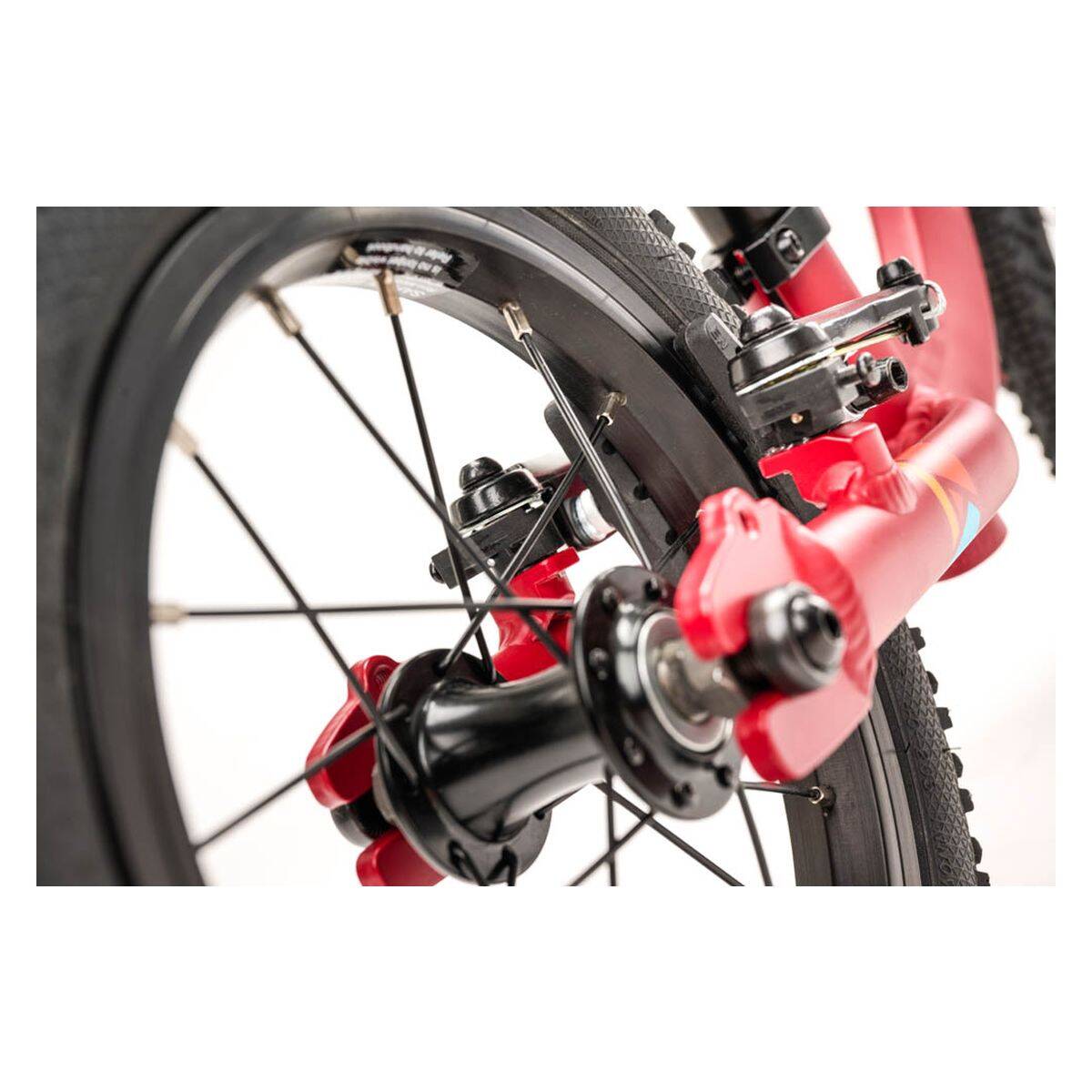 Academy Kolo poganjalec 12 col Grade 1 Rdeča