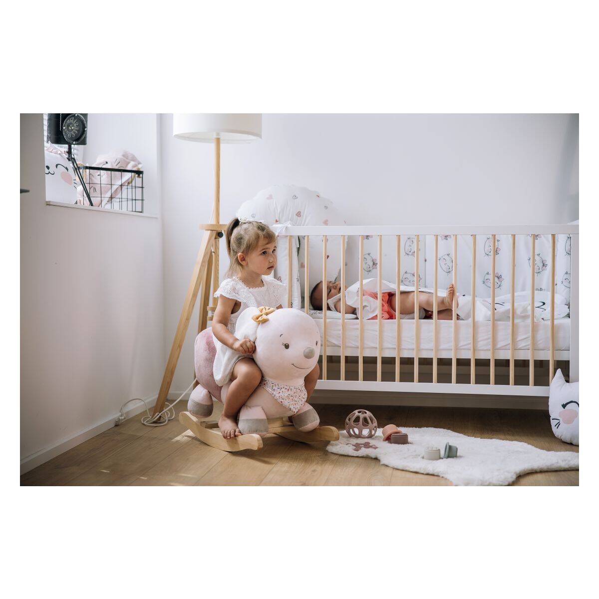 FREE 2 PLAY njihaljka sa sjedalom Mišica Zoe 83488