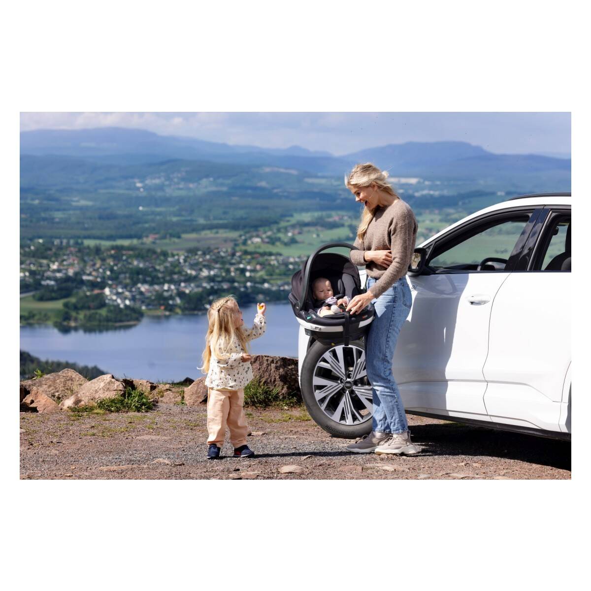 BeSafe Avtosedež i-size 40-87 cm Go Beyond black soft breeze