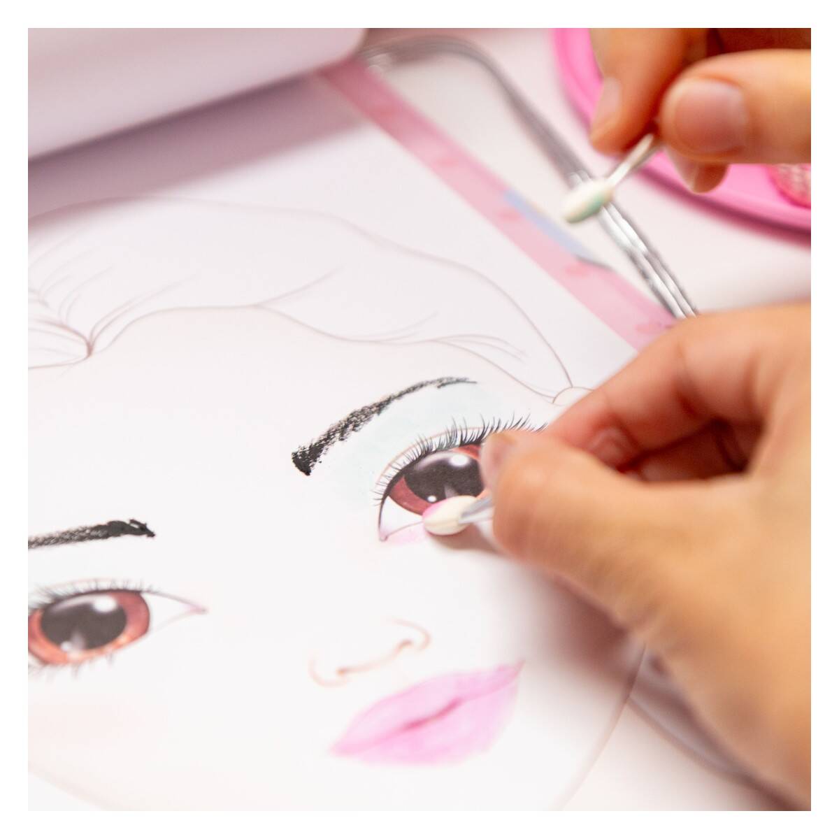 Top Model mapa z ličili, pobarvanka