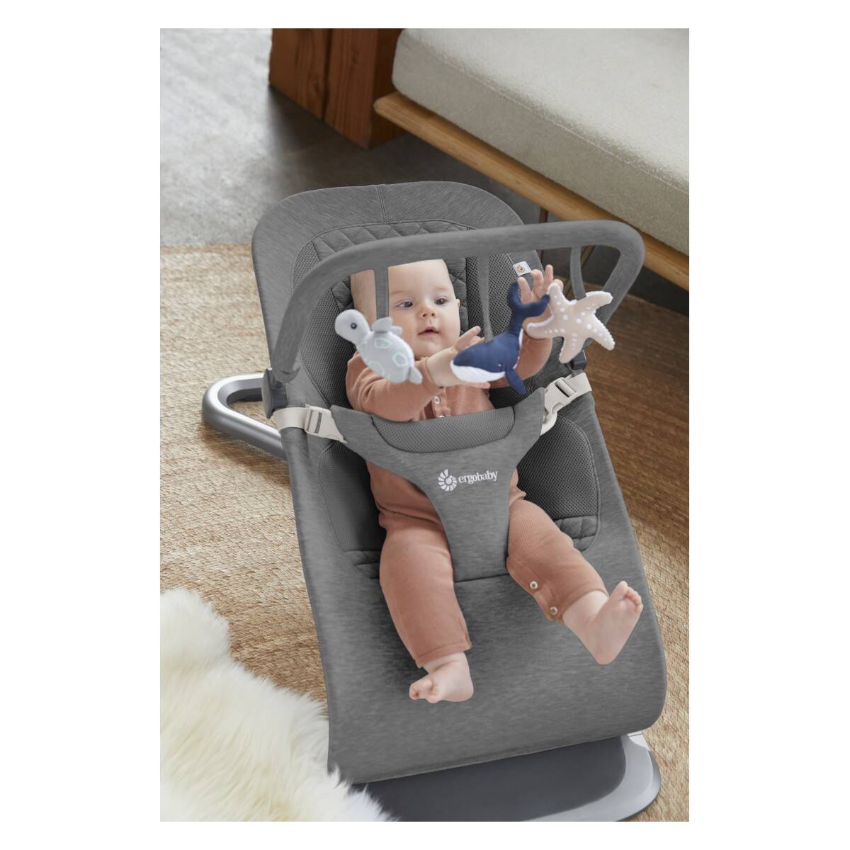 ERGOBABY dodatak za ljuljačku Evolve Ocean Wonders luk s igračkama - Charcoal Grey EVLBNCTBOCWNCG