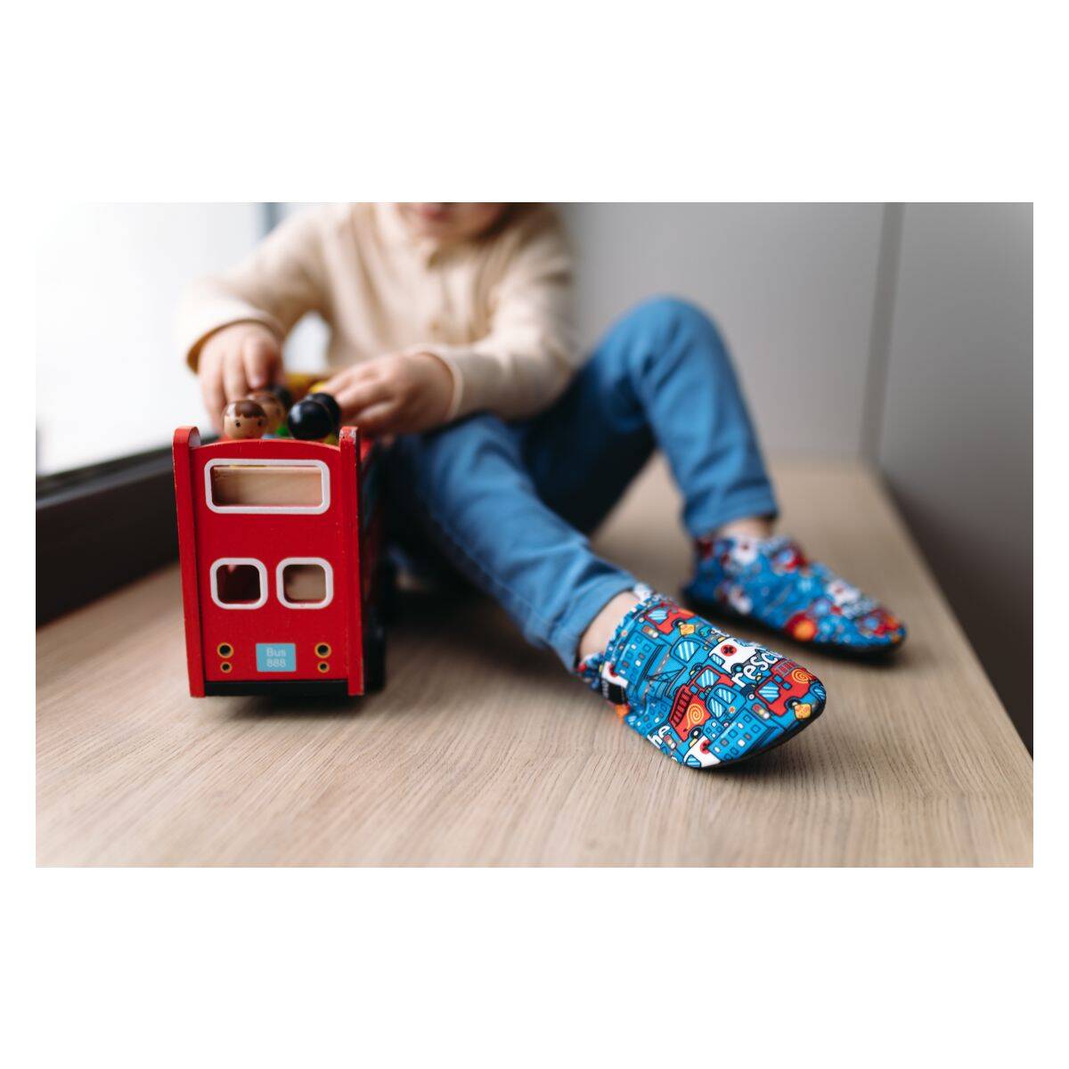 Snugi copat CB2516 Rescue cars barefoot F blue 28-29