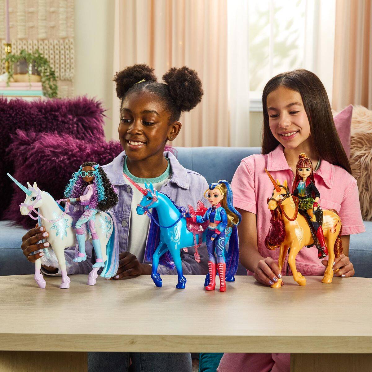 Unicorn Academy punčka Isabel 25