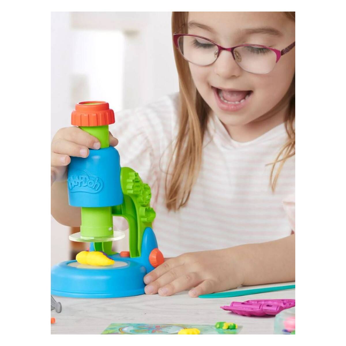 PLAY-DOH set mikroskop
