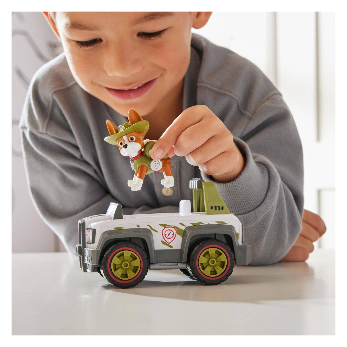 PAW PATROL Osnovo vozilo Tracker sa figuricom