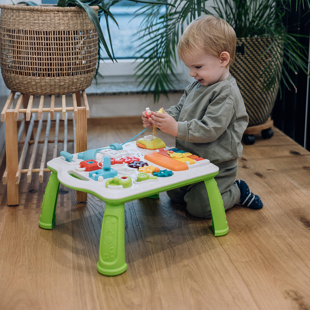 FREE 2 PLAY interaktivni stol Explore&Play, multicolor