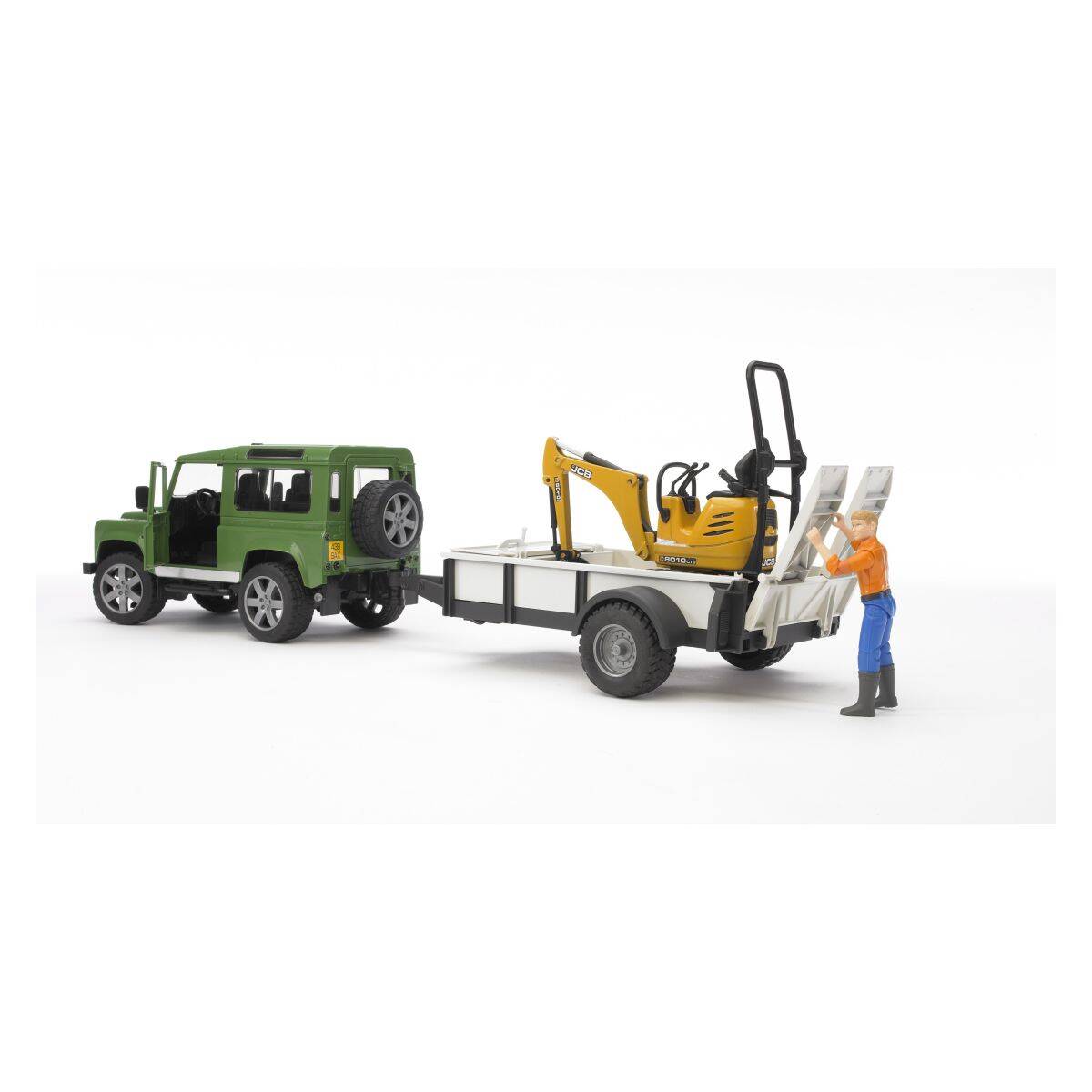 Bruder Land Rover Defender s prikolico