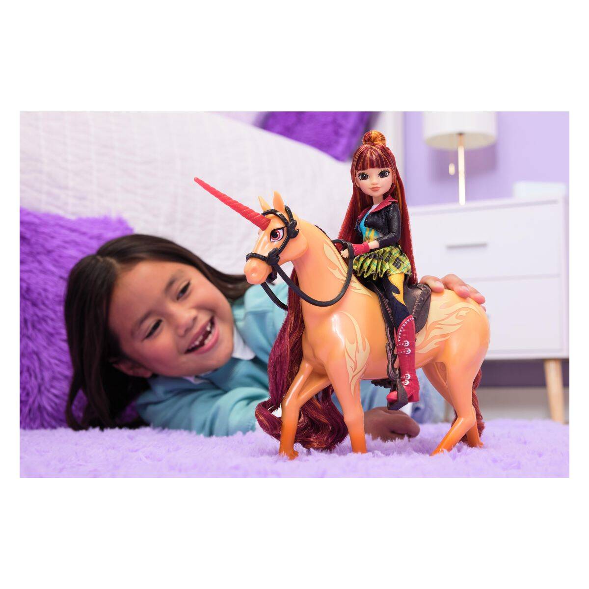 Unicorn Academy punčka Valentina