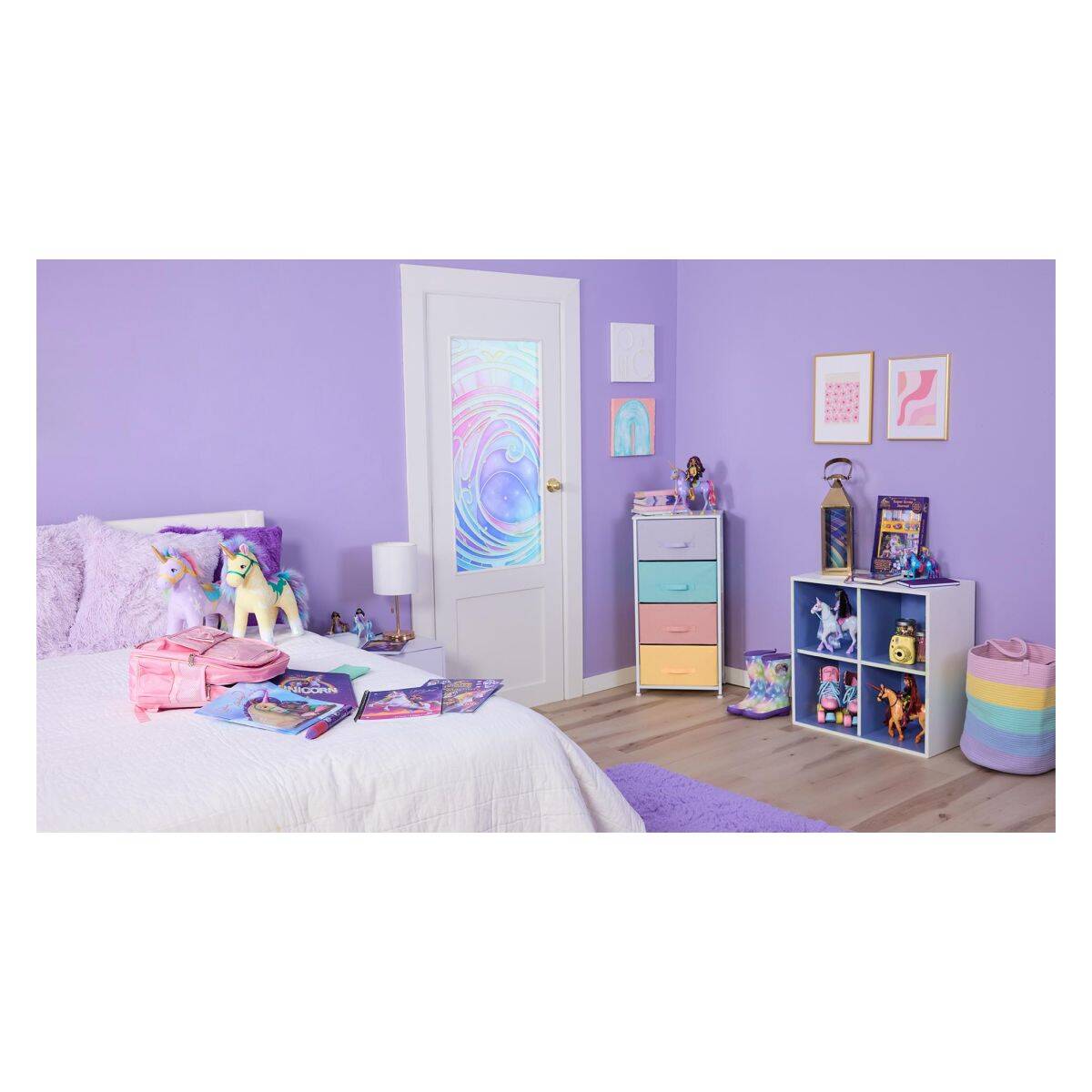 Unicorn Academy punčka Valentina