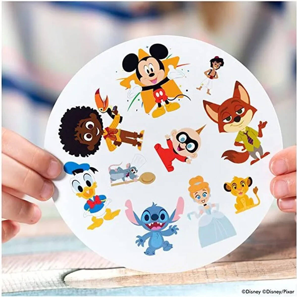 Asmodee družabna igra Dobble Disney 100 let