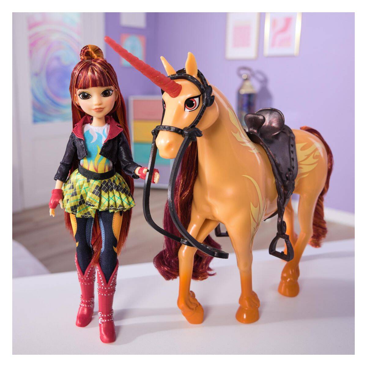 Unicorn Academy samorog Cinder