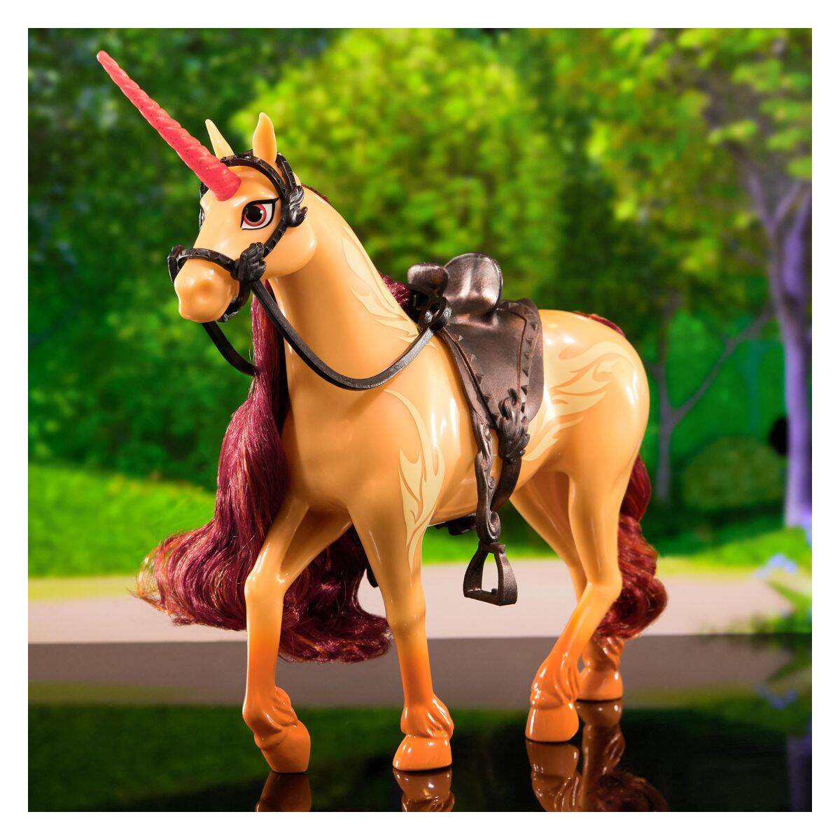 Unicorn Academy samorog Cinder