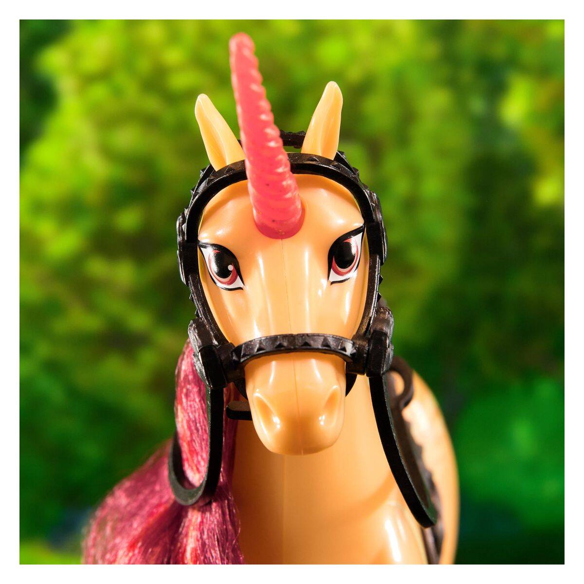 Unicorn Academy samorog Cinder