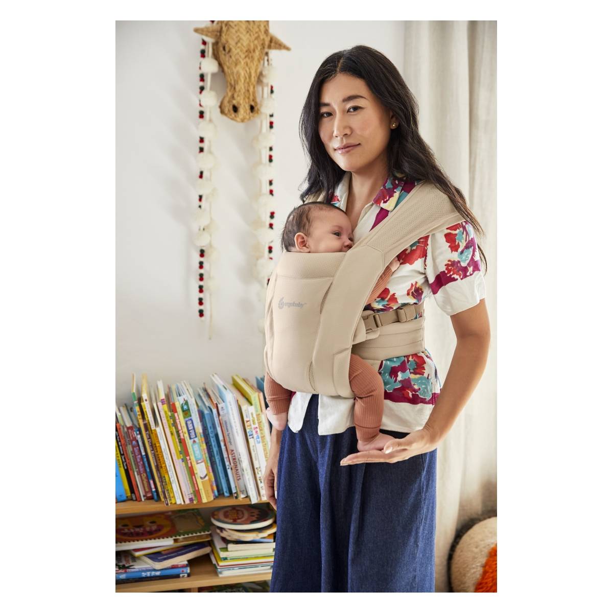 ERGOBABY Nosiljka Embrace Soft Air Mesh Cream Embrace Soft Air Mesh cream
