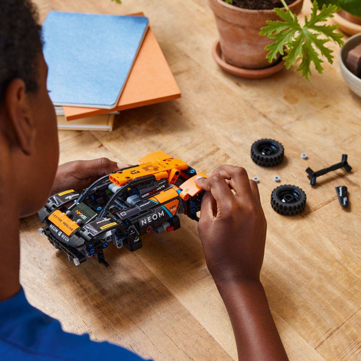 Lego® Technic™ 42166 NEOM McLaren Extreme E Race Car
